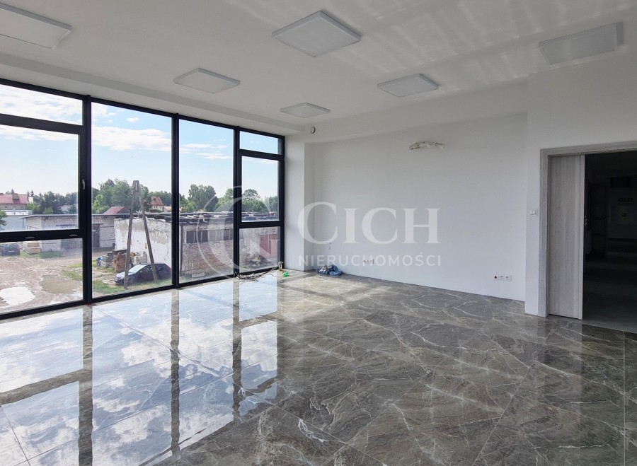 małopolskie, Miasto Tarn&oacute;w, Radł&oacute;w, Lokal biurowy w Radłowie.