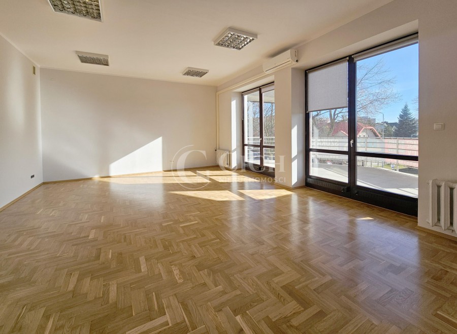 małopolskie, Tarn&oacute;w, Lokal z balkonem